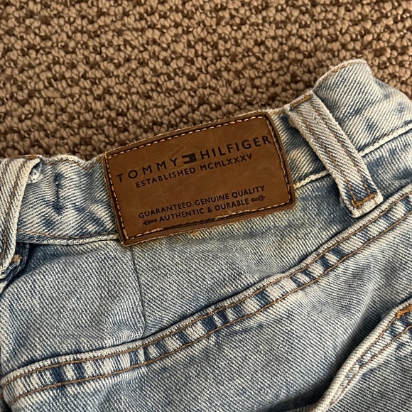 Vintage Tommy Hilfiger shorts - Picture 3 of 5